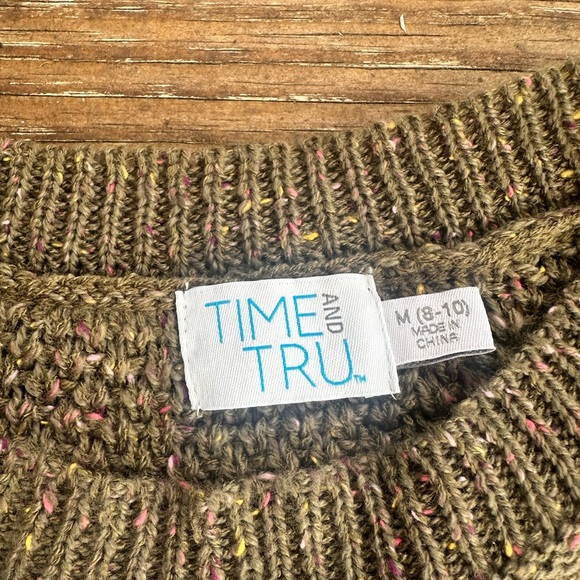 Time and Tru Olive Green Crew Neck Sweater - Picture 5 of 5